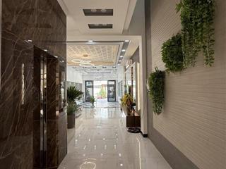 Có thang máy  trang bị đầy đủ nội thất sang trọng  khu đồng bộ đường 8m  phú xuân  giá 9ty950