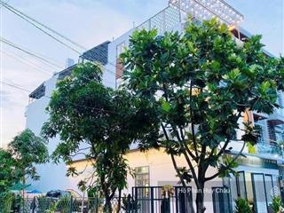 Chủ gấp bán biệt thự hạ giá sâu giảm 300 triệu chỉ 10ty200 10,5x15