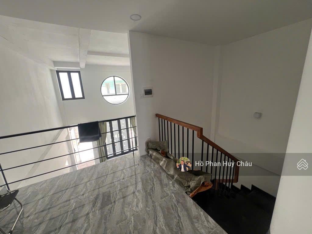 Chdv 5 tầng  bùi văn ba, quận 7, ô tô đậu cửa thu nhập 80tr/tháng giá 12 tỷ