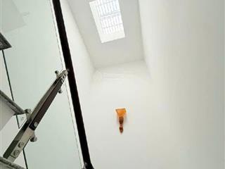 Mặt tiền kinh doanh huỳnh thị đồng  vị trí đẹp  nhà 3 tầng mới  62m²  giá 9.8 tỷ