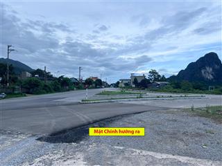 Chính chủ bán lô góc đường 334 giao đường vân đồn. đi casino, sân golf 5 phút lái xe