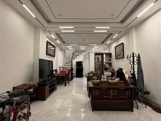 Bán nhà riêng phố nam dư 45m, 5tầng, nhà dân xây chắc chắn, tặng nội thất đẹp. giá chỉ 6.9 tỷ