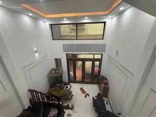 Bán nhà phố tam trinh, hoàng mai 38m2, 5 tầng, giá chỉ 7.6 tỷ nhà đẹp, chắc chắn, ở ngay