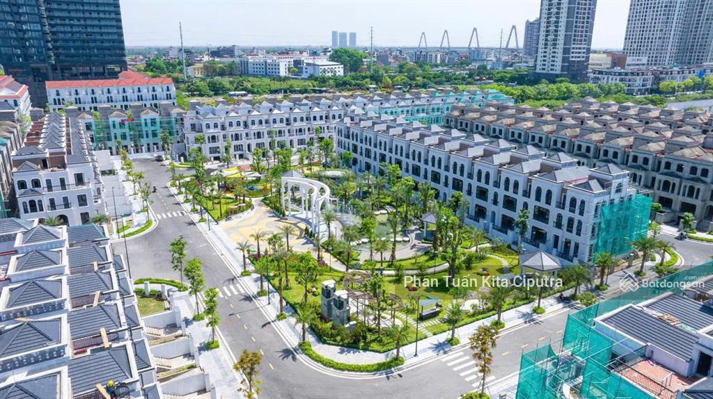 Bt view công viên ciputra khu mới có hầm, sổ đỏ bàn giao nhà ngay giá tốt trực tiếp cđt
