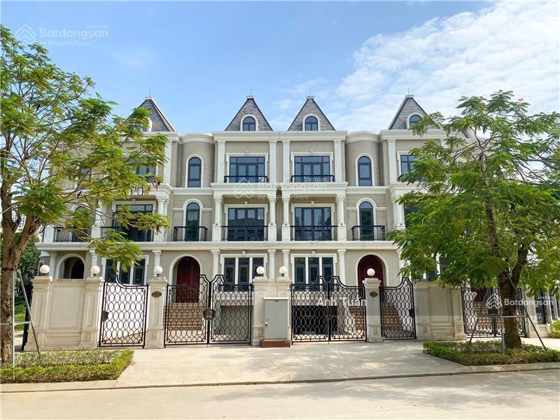 Lô bt rẻ nhất ciputra hướng đn, sổ đỏ nhận nhà ngay 4 tầng 1 hầm, đường 17,5m giá 54.5tỷ 0985 009 ***