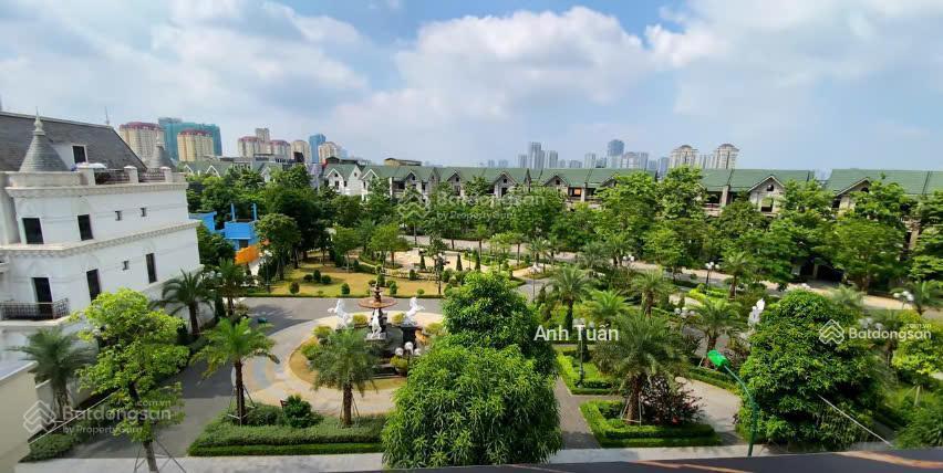 Lô bt rẻ nhất ciputra hướng đn, sổ đỏ nhận nhà ngay 4 tầng 1 hầm, đường 17,5m giá 54.5tỷ 0985 009 ***