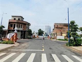 Bán đất quốc lộ 13, 80m2, mặt tiền 12m, pháp lý sổ hồng, đầy đủ tiện ích hiện hữu