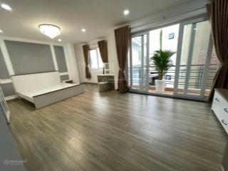 Duy nhất nhà ngay q3, 115m2 sổ hồng riêng, 1 trệt 2 lầu 2 sân thượng