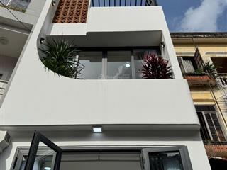 Chính chủ rao bán nhà đặng văn ngữ giá 3tỷ7  dt 70m2, không dính quy hoạch, đầy đủ các tiện ích.
