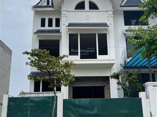 E chính chủ cần bán nhà xây thô tại khu đô thị mới hoài nam