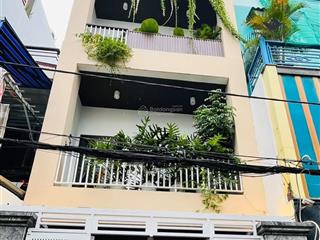 Siêu phẩm vừa đầu tư vừa ở 4 tầng đường võ văn tần, p6, q3, dt 67,5m2 trường đại học mở tphcm