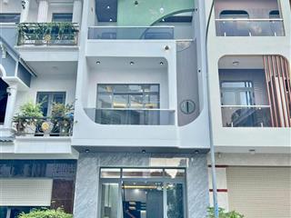 View đẹp! hot! đường lê văn sỹ  p12 tân bình 3ty690 + 70m2 + 4pn + 4wc gần công viên hoàng văn thụ