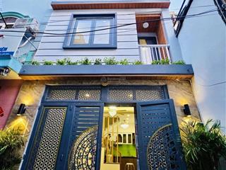 Ra đi gấp căn nhà nguyễn chí thanh p7 q11, s 60m2 (4,5*13), shr, nhà 5 tầng xây mới, đang cho thuê