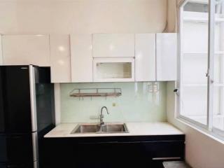 Sát mặt tiền trần quang diệu quận 3, full nội thất, giờ giấc tự do, 4,8 tr/tháng  25m2