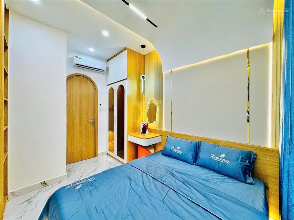 Duy nhất 1 căn mặt tiền nhỉnh 3tỷ lê lai p3 40m2 nhà đẹp mới xây kinh doanh buôn bán sầm uất, shr