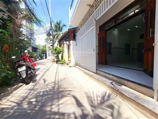 Bán nhà ở gần kcn vsip, 85m2/1tỷ450, đã hoàn công, shr, mặt tiền đường 8m, đi 700m là kcn vsip