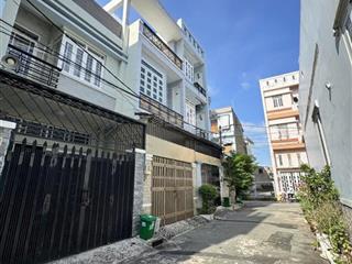 Chủ gửi ra gấp căn nhà 80m2 cách trường cao đẳng công thương chỉ 2p di chuyển, đường nhựa 5m, shr.