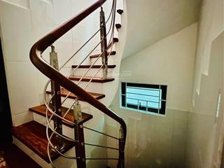 Nhà mới kính coong sài đồng, long biên1 nhà ra đường lớntiện íchan sinhdân trí cao40m2, 4.14tỷ