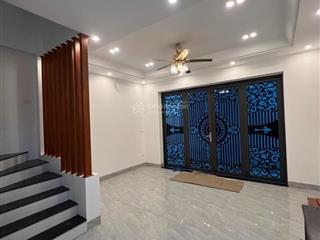 Nhà mới an sinh đỉnh cao ô tô đỗ cổng hàng xóm vin bán nhà trâu quỳ, gia lâm 30m2, 4.75 tỷ