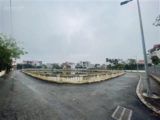 Đất đẹp bát khối đông dư  ô tô 16 chỗ đỗ cửa 40m2, 5.19tỷ
