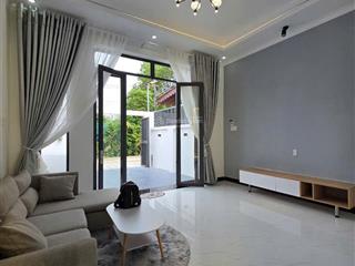 Bán dùm người thân căn nhà mới, mặt tiền nhựa, khu phố trường an, p.long hoa, tây ninh, giá 1.2 tỷ