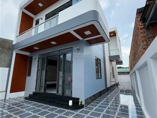 Một căn nhà lầu siêu v.i.p nằm ở ngay trung tâm tptn, tỉnh tây ninh, 9mx29m thổ cư 100m2