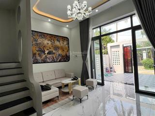 Nhà lầu mới hoàn thiện ấp long khương, xã long thành nam, txht, tỉnh tây ninh, 5mx18m thổ cư 100%
