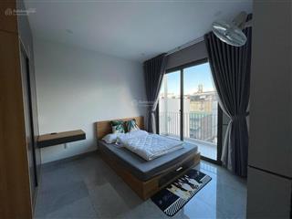 Trống sẵn một căn studio ban công lớn full nội thất chỉ tính điện nước