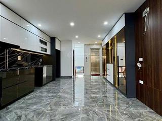 Nhà phố hoàng quốc việt 65m2 phân lô quân đội ô tô đỗ trong nhà 12.5 tỷ
