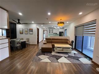 R3 goldmark city 136 hồ tùng mậu, căn góc, view nội khu, nhà mới đẹp ở ngay, full nội thất, 104m2