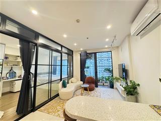 Bán căn hộ studio, 1pn + 43m2, giá 2.95 tỷ nội thất đẹp toà mới tại kđt vinhomes smart city