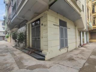 Bán nhà đẹp 4 tầng, lô góc phố xuân thuỷ, cầu giấy, view thoáng, ô tô đỗ cửa