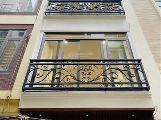 Nhà đẹp ở ngay, siêu hiếm cầu giấy, phân lô ngõ ô tô, 5 tầng thang máy, 20.9 tỷ