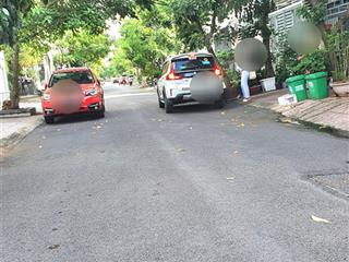 Bán nhà mặt tiền kdc cao cấp sadeco, phước kiển, nhà bè, 4 tầng ngang khủng 5mx19.6m, 5pn, 13.5 tỷ