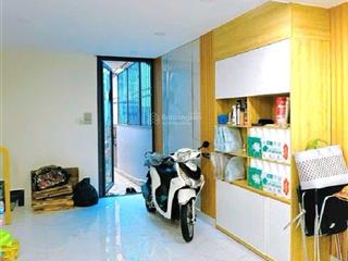 Chỉ 5 tỷ nhà 2 tầng 1/ tôn đản, quận 4, 50m2, 3pn, 2wc
