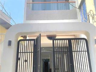 Nhà mới 2 tầng mặt tiền hẻm 4m trần xuân soạn, 3m x 28m, 4pn, 3wc, ko lo giải tỏa, 7.65 tỷ