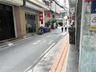 Phân lô  lô góc  mặt tiền 7m  ô tô vào nhà  phố hồng mai