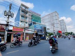 Mặt tiền kinh doanh, khu vực sầm uất, nguyễn xí, bình thạnh,dt 4,4x20m( nở hậu) gía 14,7 tỷ tl.