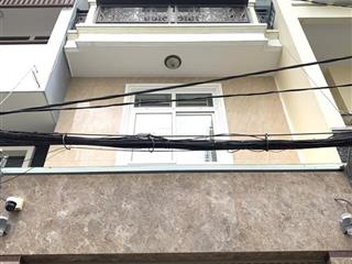 Giáp quận 1 ngay đại học uef mặt tiền hụt đường điện biên phủ  4x11m 4 tầng giá 8,1 tỷ tl.
