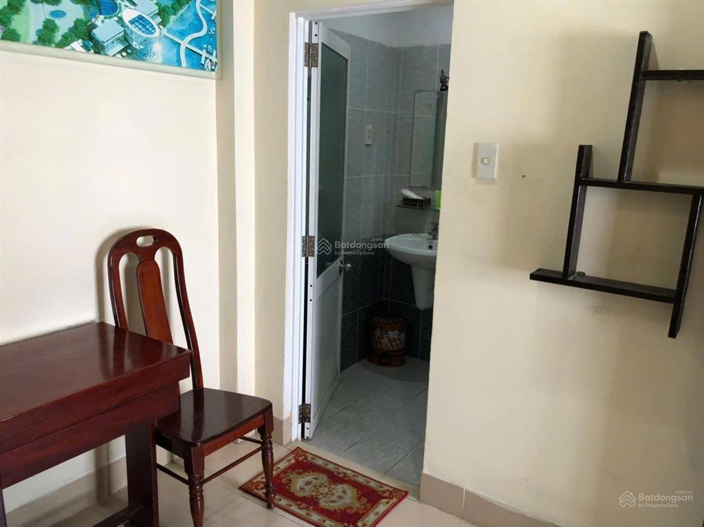 Chính chủ bán khách sạn hai mặt tiền 5 tầng đường nhựa nguyễn biểu rộng 13m