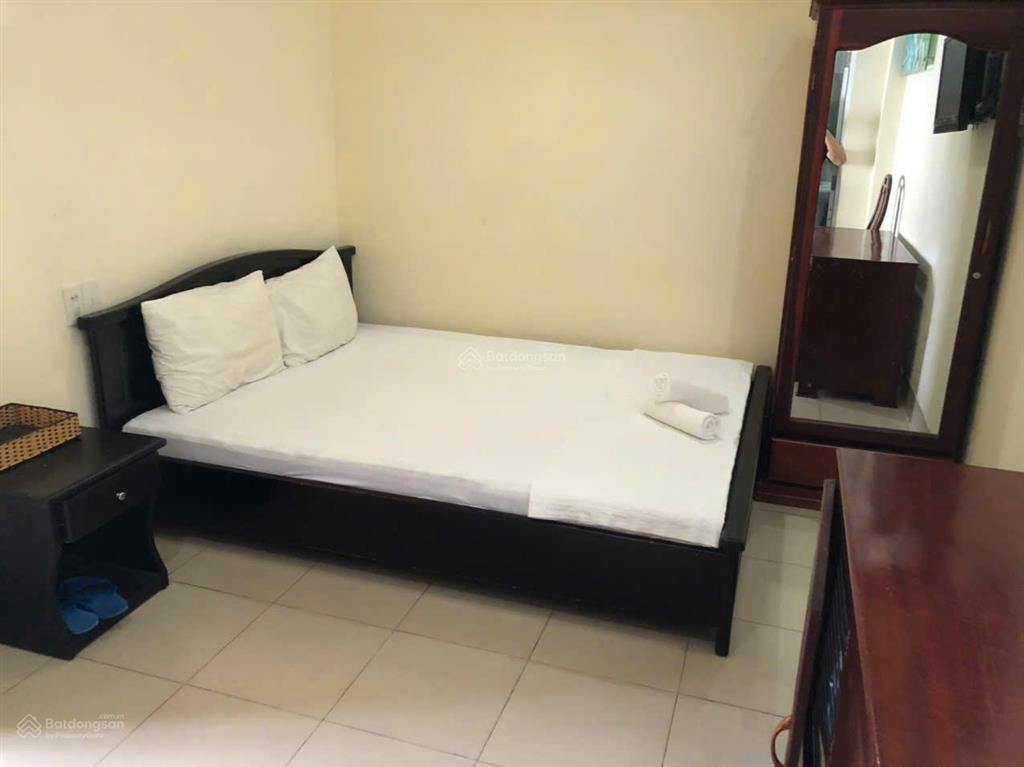 Chính chủ bán khách sạn hai mặt tiền 5 tầng đường nhựa nguyễn biểu rộng 13m