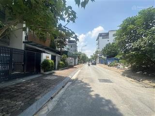 Bán nhà mặt phố tại việt hưng, 67 tỷ, 330m2, mặt tiền 13m, view đẹp, giá tốt