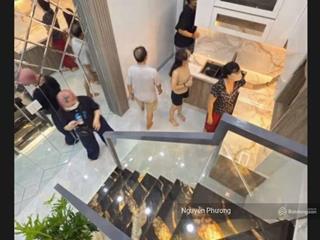 Cực phẩm quận 6 !! mới xây 3 tầng btct kiên cố 3pn sân thượng hạ 200 triệu còn 4.8 t bớt ít