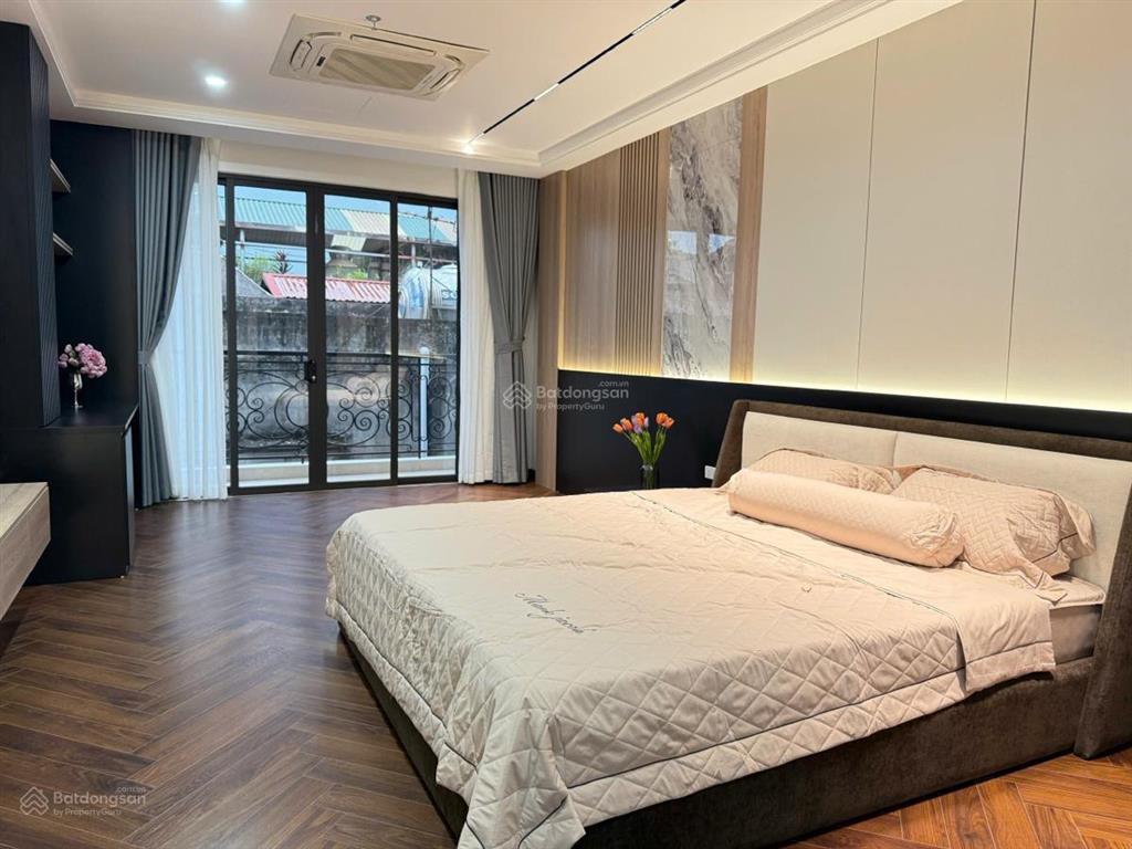 Siêu phẩm ngõ 68 xuân thuỷ  56m x 4,1m2  7 tầng thang máy  full nội thất  ô tô  vị trí đẹp