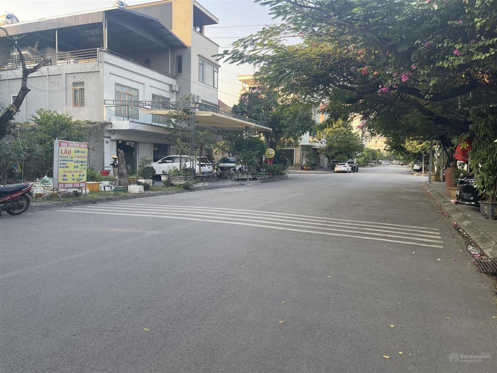 Bán đất tặng nhà hàng 2 tầng lô góc vip nhất đối diện văn phòng dự án bđs quảng hồng, 4,5 tỷ