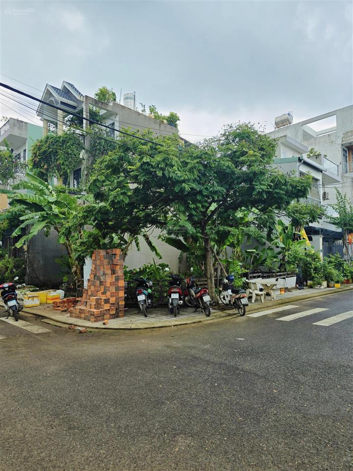 Cực hiếm, lô góc full thổ 110m2, đường 10m thông có vỉa hè chủ giảm chào 100tr còn 4.4 tỷ tl