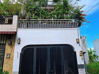 Bán nhà view công viên, 1 trệt 2 lầu 3pn, hẻm 8m thông, hoàn công đủ sổ hồng riêng, chủ ngộp.