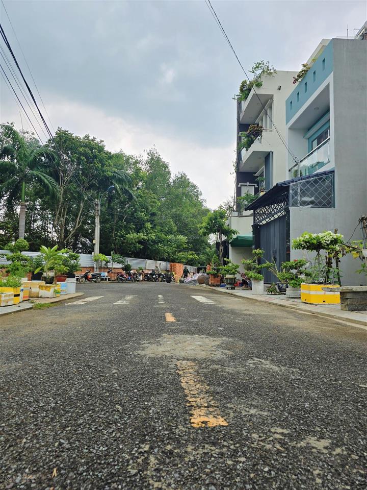 Giá tốt, 1 trệt 1 lầu 3,6 tỷ sd 80m², 2 phòng ngủ lớn, chủ ngộp gấp bán