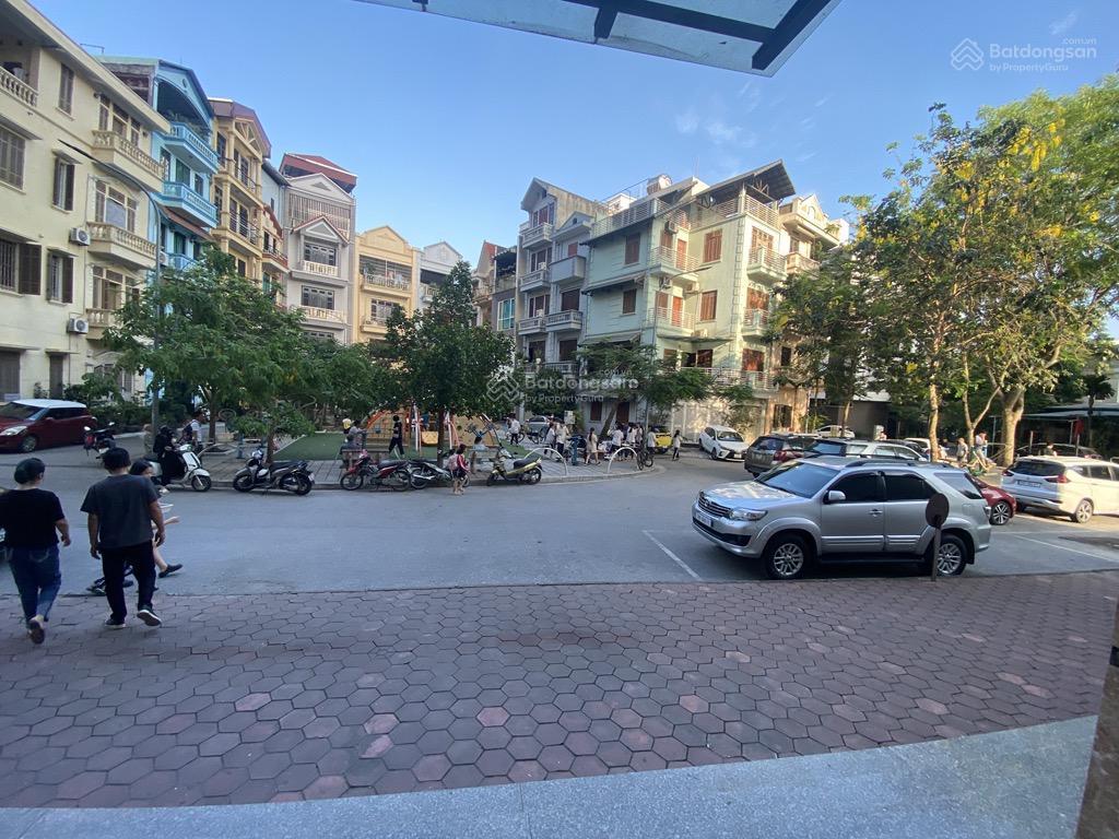 132m2 lô góc thang máy siêu thoáng chỉ hơn 9 tỷ