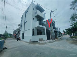 Nóng  bán lô đất lọt khe sát góc 2 mặt tiền  đường xe tải  58m2(4,6x12,7m)  chỉ 3,3 tỷ